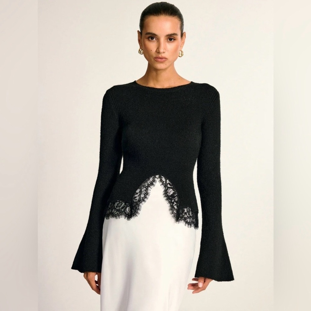 Commense Elegant Black Sweater with Lace Detail